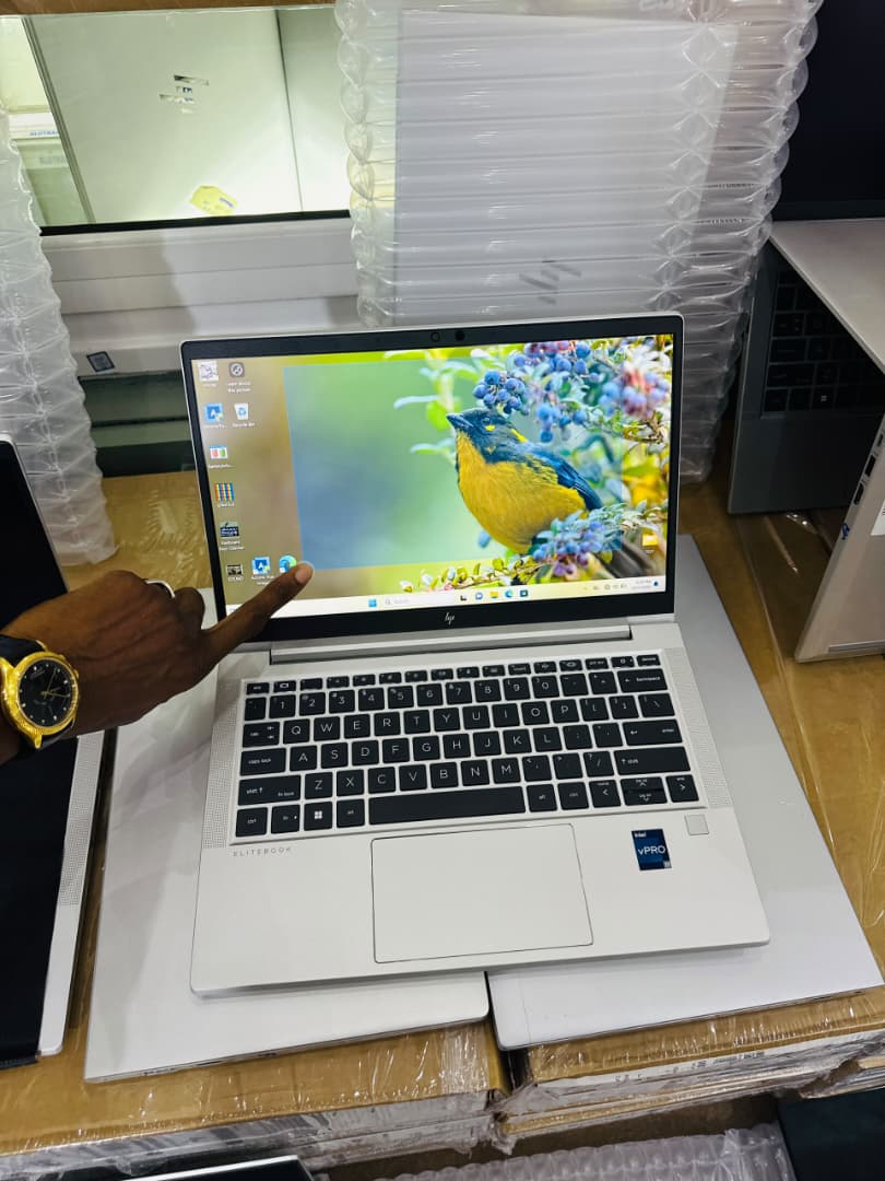 HP EliteBook 630 G10