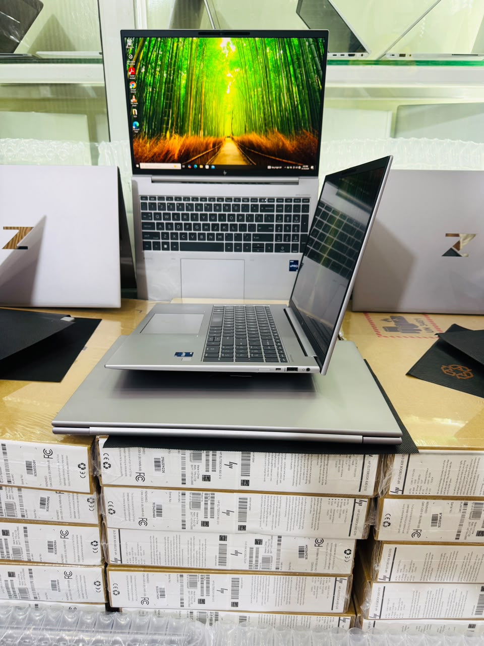 HP ZBook Firefly 16 G9 Workstation