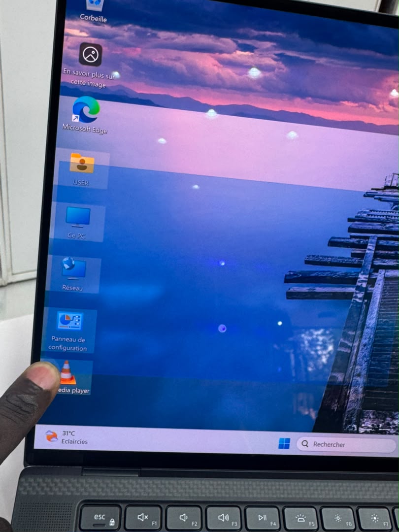 Dell XPS 15 9520 —